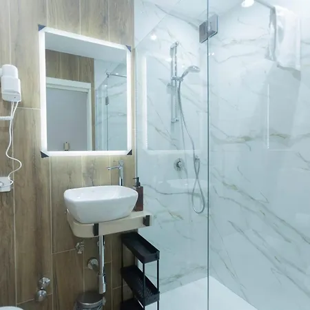 Vomero House Pensjonat Neapol