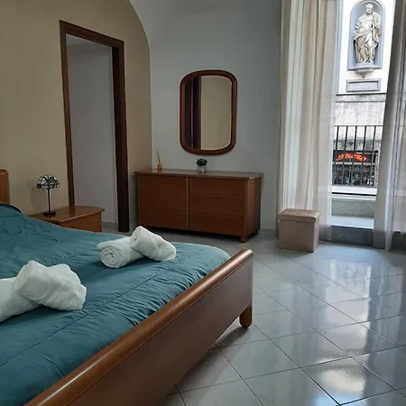 Autentica Apartament Neapol