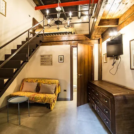 Colonna Bed Неаполь