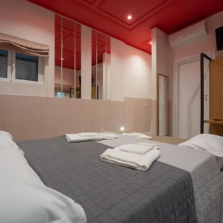 Medina Art & Lifestyle H., By Clapa Group Dislocated Hospitality Guest house Naples