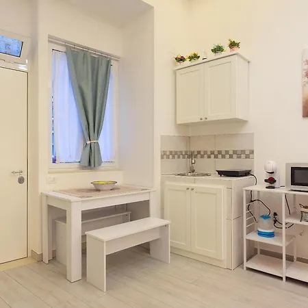 Apartament House Benedetta Centro Di Neapol