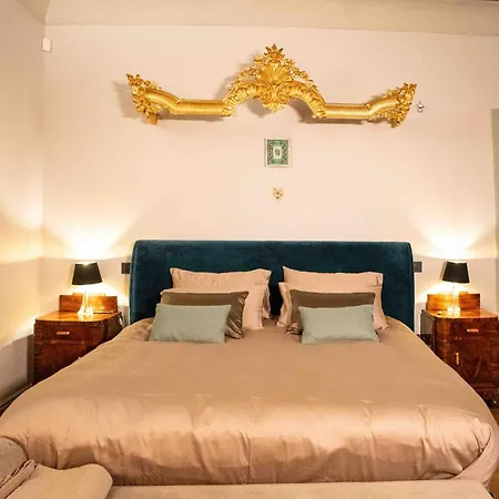 Gasthuis Palazzo Diomede Carafa Santangelo Luxury *
