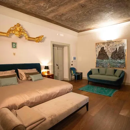 Gasthuis Palazzo Diomede Carafa Santangelo Luxury Napels