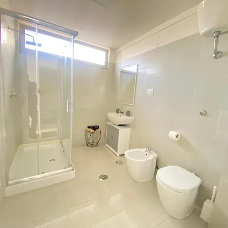 Amazing And Penthouse With Terraces In The Heart Of * Неаполь
