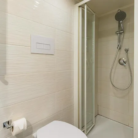 Duplex Indipendente Vicino Al Lungomare Caracciolo *