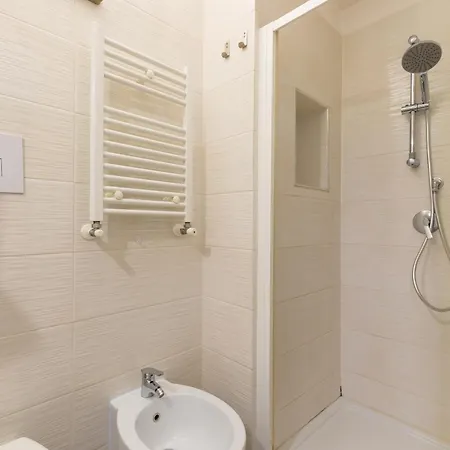 Appartamento Duplex Indipendente Vicino Al Lungomare Caracciolo Napoli