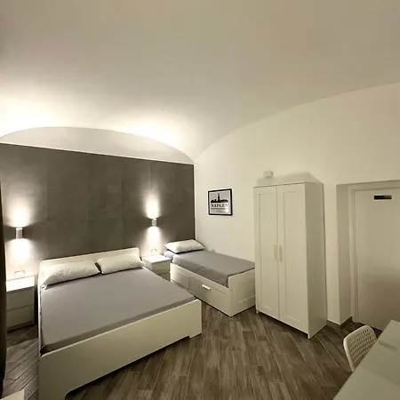 Casa Savoia * Naples