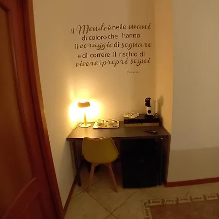 Reginella House Гостевой дом Неаполь