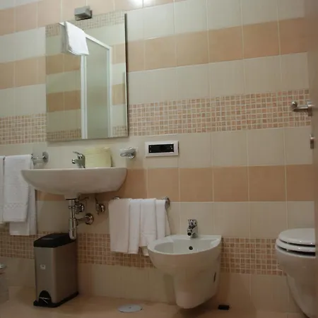 Bovio Modern 3* Naples