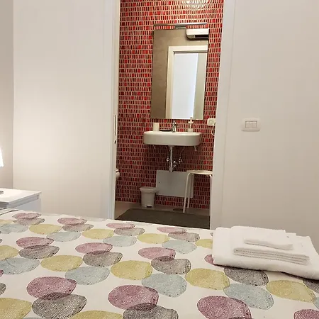 Affittacamere Sanbiagio, 25 3*