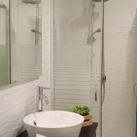 Akihome Portanova Apartment *