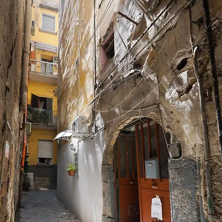 I Munacielli - Carita Naples