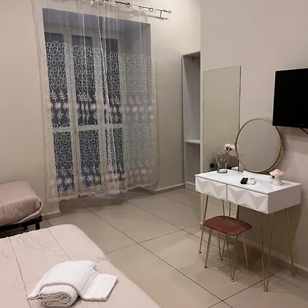 Hotel Oceania Naples