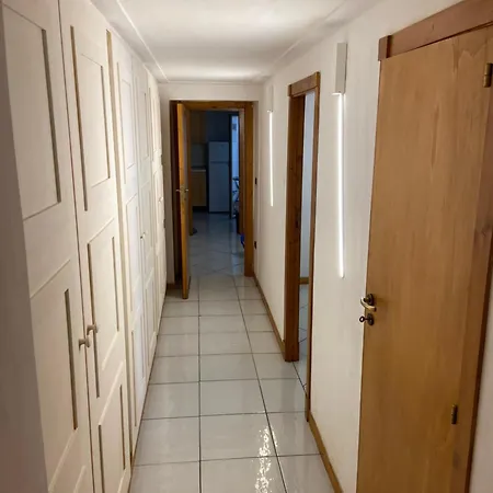 Holiday home Dimora Tribunali 236