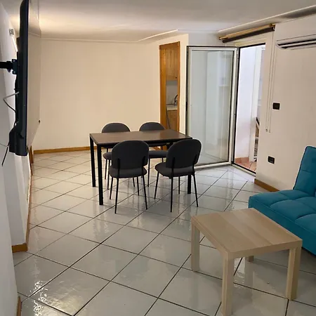 Dimora Tribunali 236 Holiday home Naples