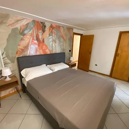 Dimora Tribunali 236 Holiday home