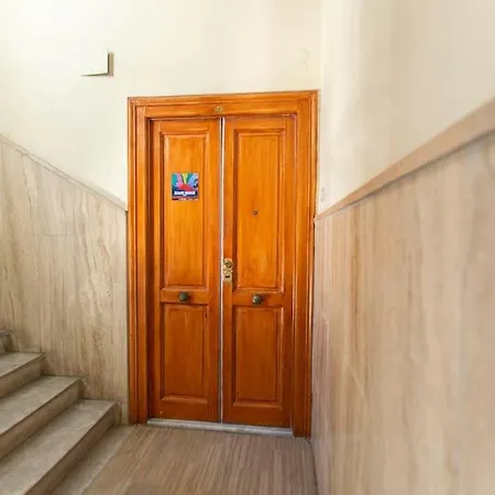 Mann House Apartment