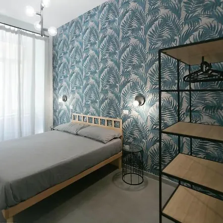 Apartment Mann House