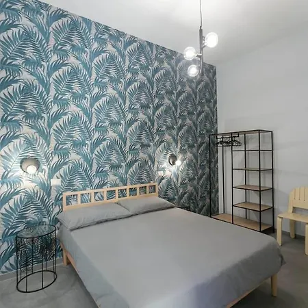 Apartment Mann House *