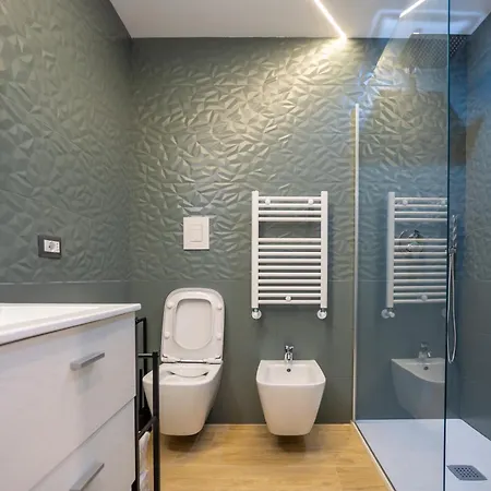Song House Centro Storico 7 Pax Apartment