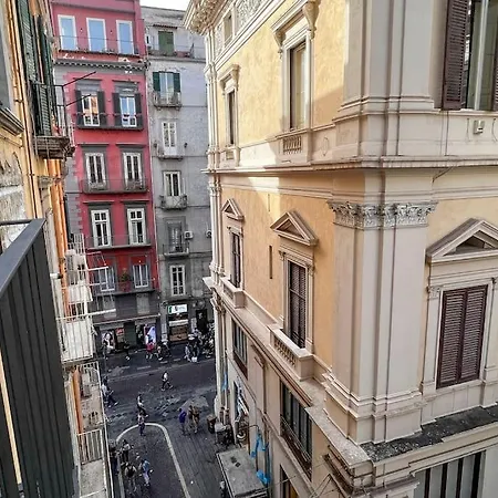 Shining Next To Galleria Umberto Neapol