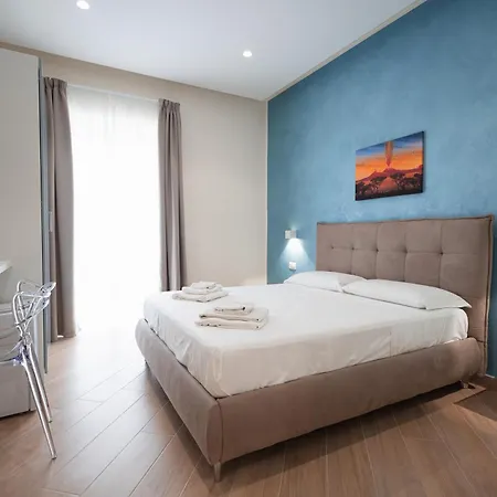 Pensión Nazzarooms Nápoles