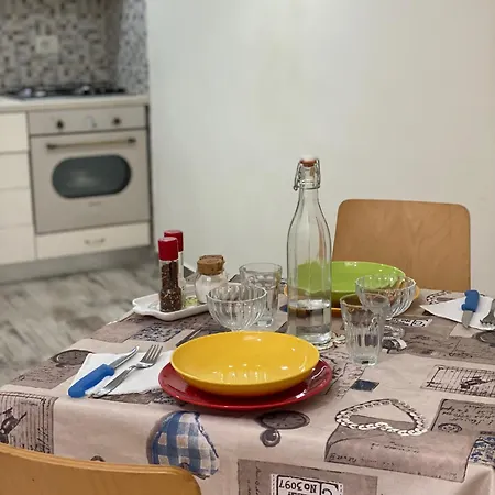 Deni Naples