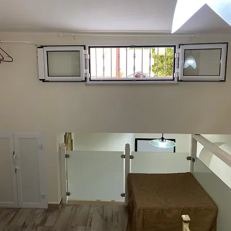 Deni Holiday home *