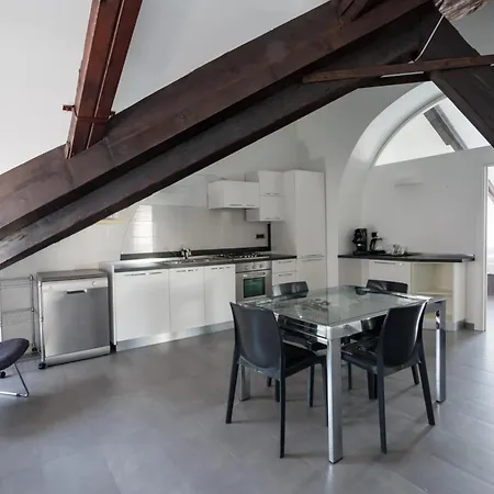 Duomo Loft In The Centre By Dimorra *