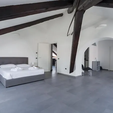 Duomo Loft In The Centre By Dimorra Apartment *