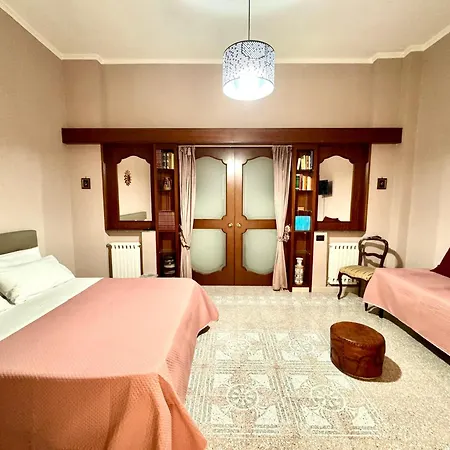 Maison Cimitile Apartment *