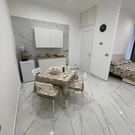 Briganti House * Neapel