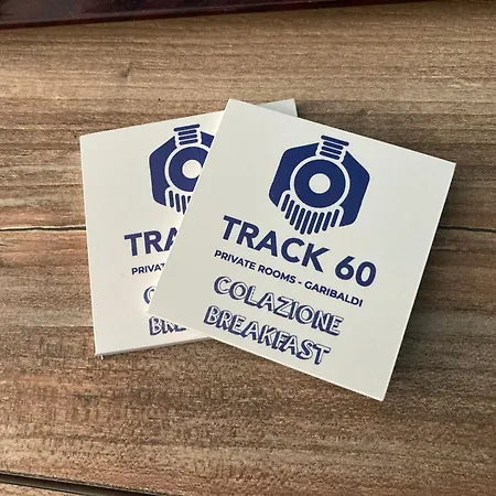 Guest house Track 60 - Private Garibaldi Naples
