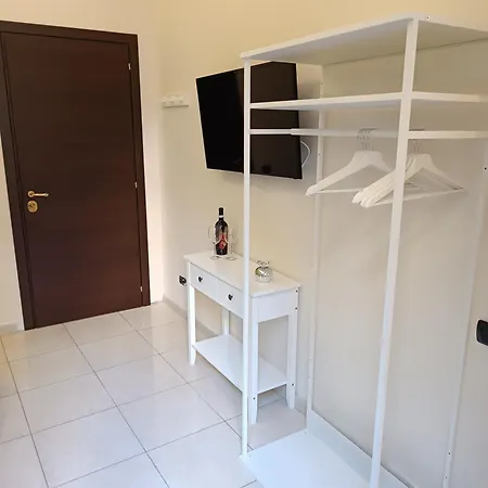 Residenza Geri - And Centro * Naples