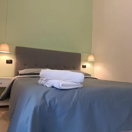 Residenza Geri - And Centro Bed & Breakfast *