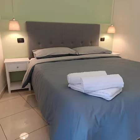 Residenza Geri - And Centro Bed & Breakfast