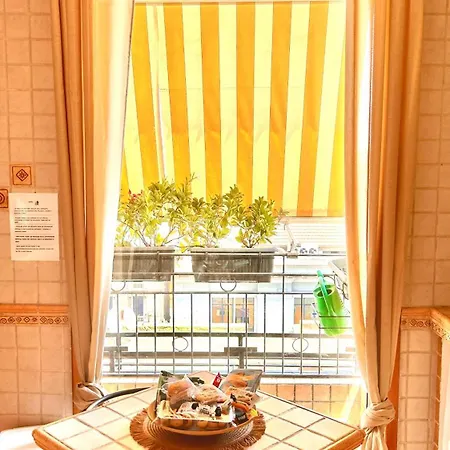 Apartment Salotto Napoletano 381 Naples