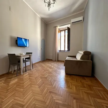 Portanova 6 Naples