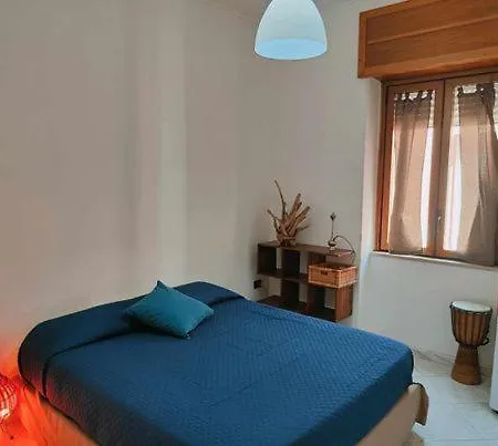 Apartamento Napoli Felix: Soggiornare Al Centro In Posizione Tranquilla *