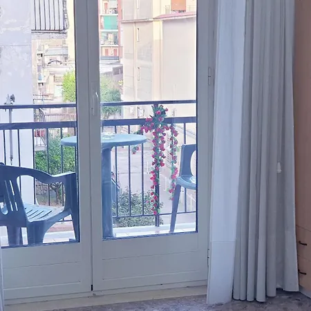 Stadio - 3 Bedrooms - 2 Bathrooms - Free Park