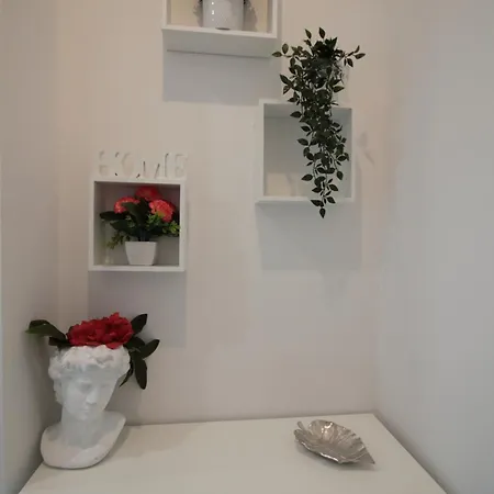 Tema - Dimore Partenopee Apartment *