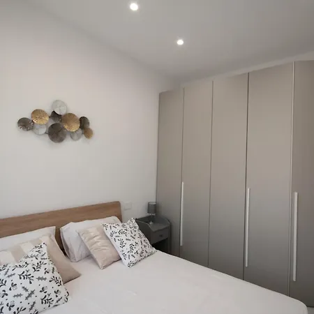 Tema - Dimore Partenopee Apartment *