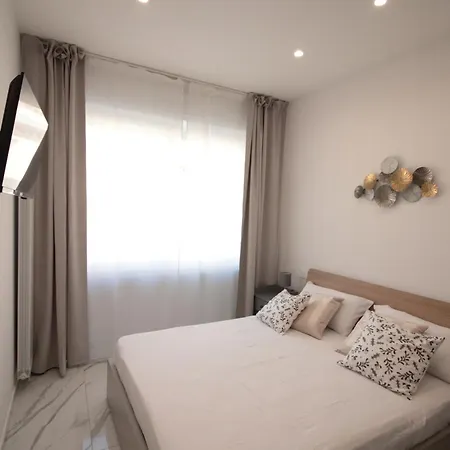 Apartment Tema - Dimore Partenopee *