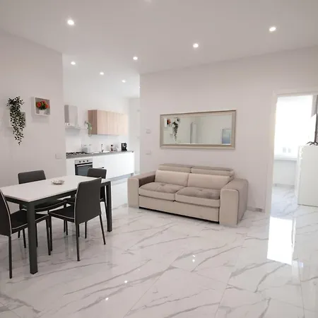 Tema - Dimore Partenopee Apartment