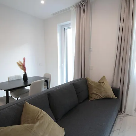 Tema - Dimore Partenopee Apartment Naples