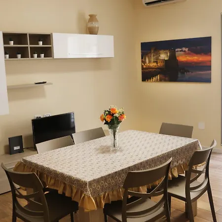 Apartment L'oasi Del Re - Naples