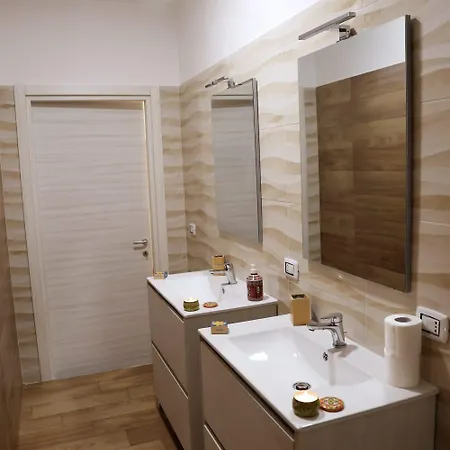 L'oasi Del Re - Apartment Naples