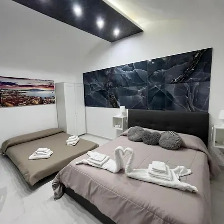 Casa Via Toledo Holiday home *