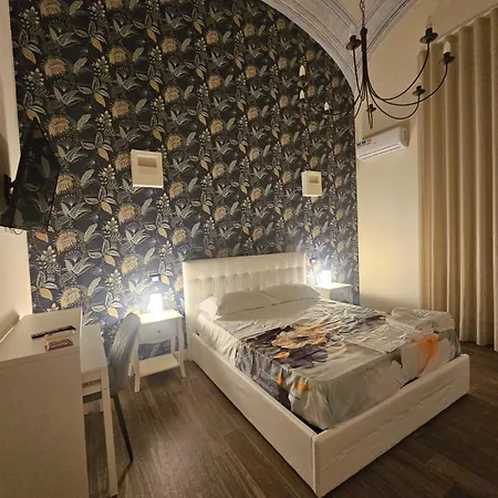 Bed & Breakfast The Charme Naples