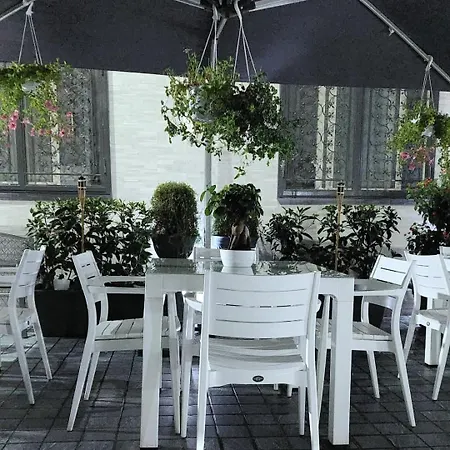 Il Borghetto House Grey Apartment
